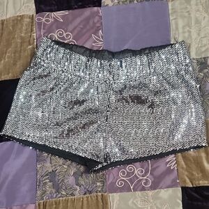 San Souci Silver Sequin Shorty Shorts